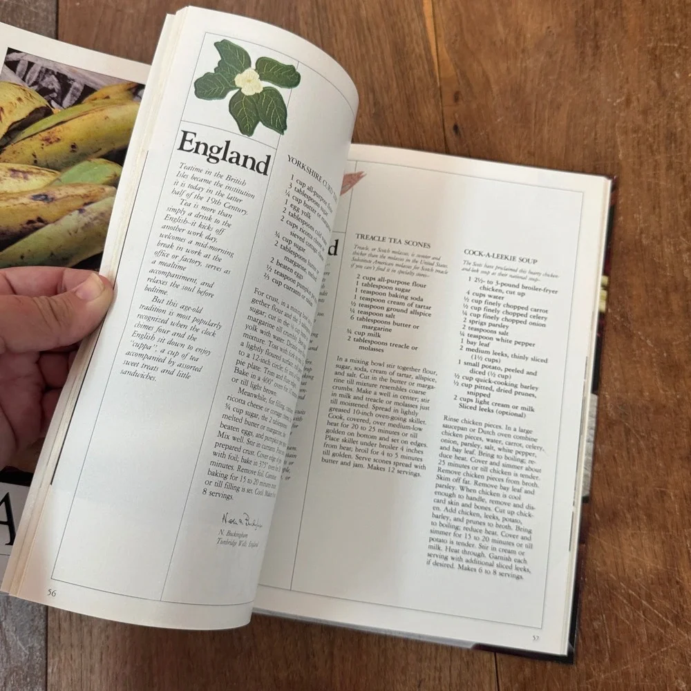 Avon‎ International Cookbook Winning Recipes from Avon Representatives